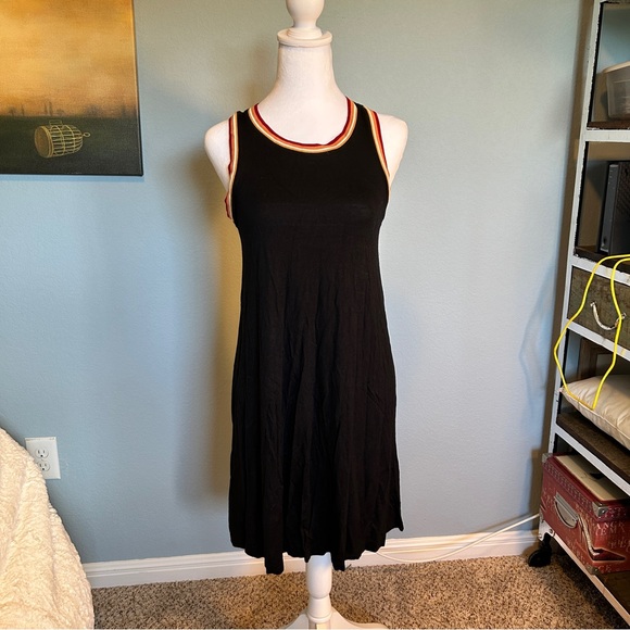 Olive & Oak Dresses & Skirts - Olive & Oak Black Sleeveless Mini Dress with Red, Tan, White Trim Accents - S